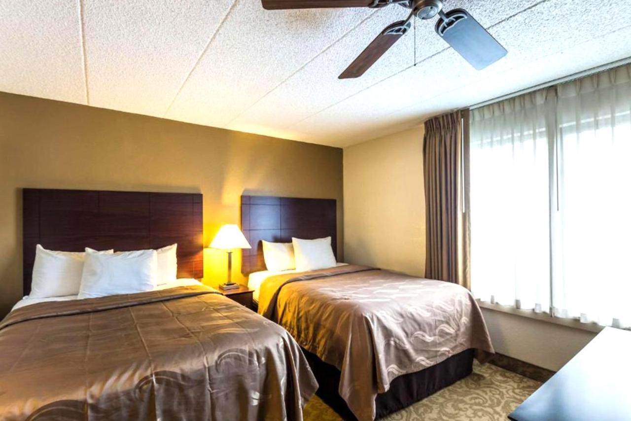 Norwood Inn & Suites Milwaukee Butler Εξωτερικό φωτογραφία
